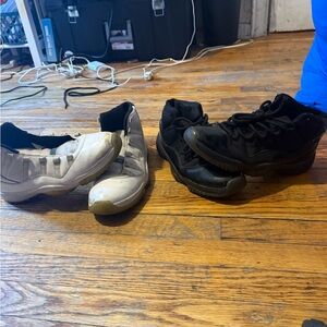 Jordan Sneakers in Black and White